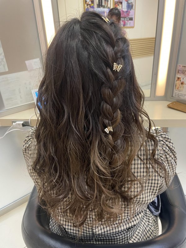 三つ編みアレンジ