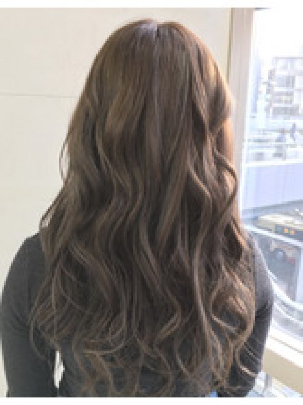 おしゃれヘアーにしながら白髪もキレイに☆