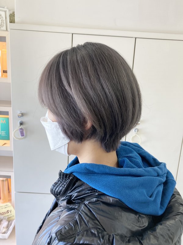 シルバーグレージュ
