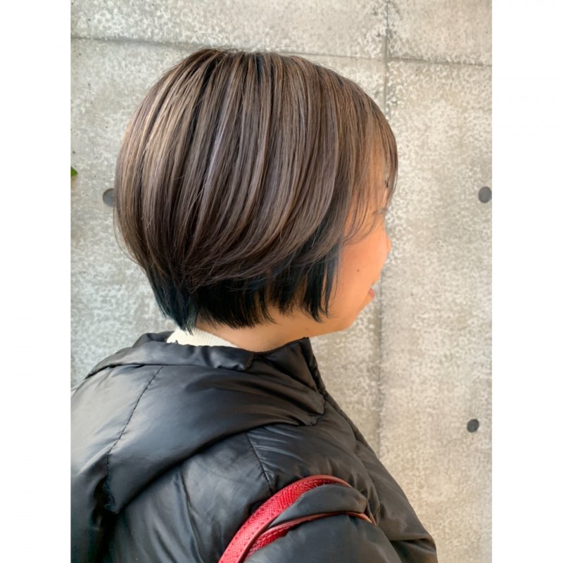 【 ショートヘアでもインナーカラー】
