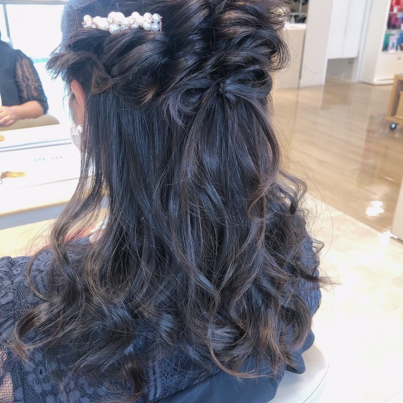 リボンヘアアレンジ