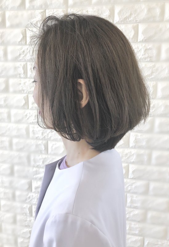 上品な長さのボブスタイル