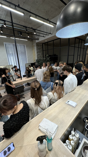 勉強会は姉妹店と合同🌈