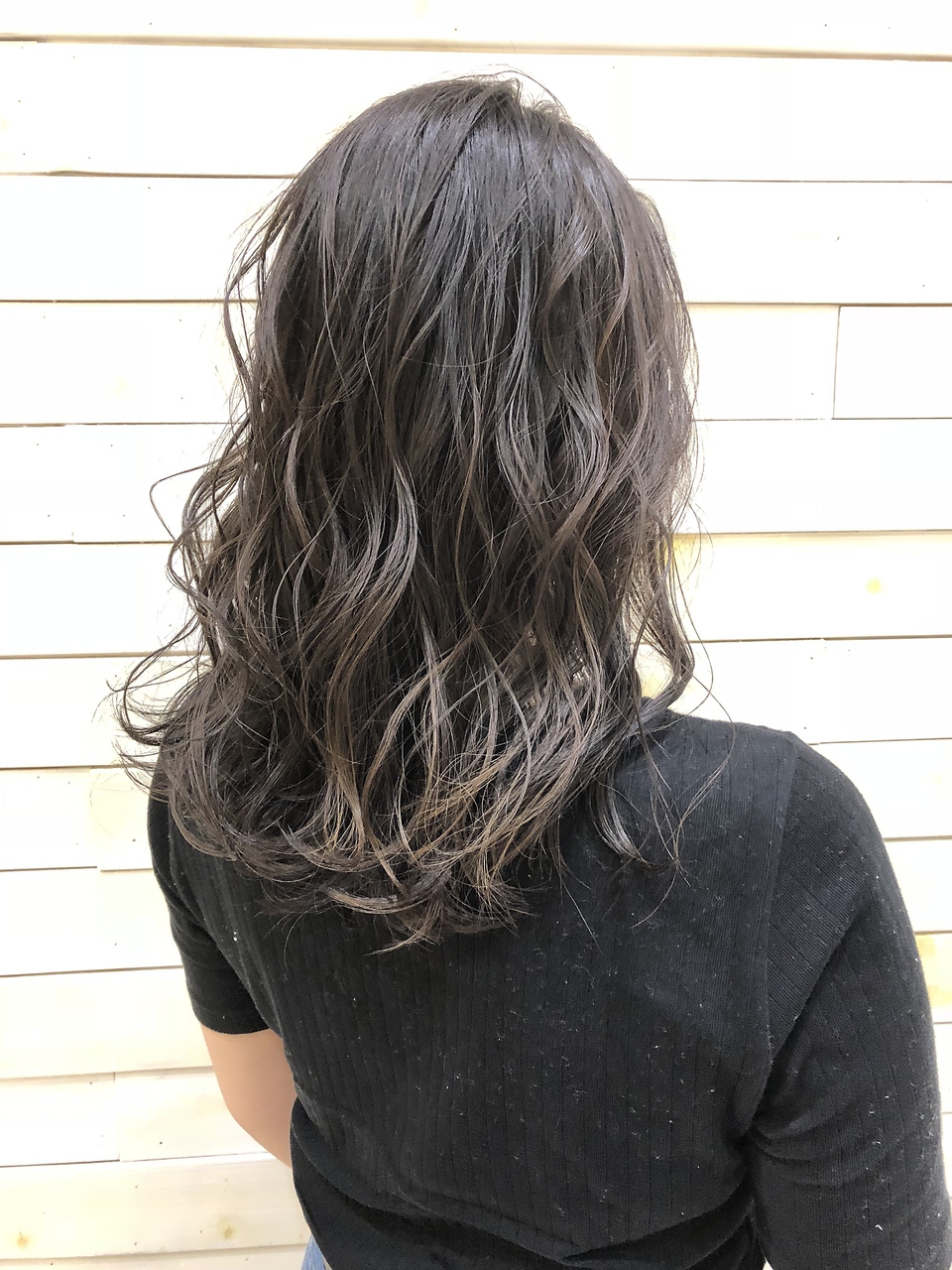 イルミナカラー、アディクシーカラーで寒色系透明感カラー