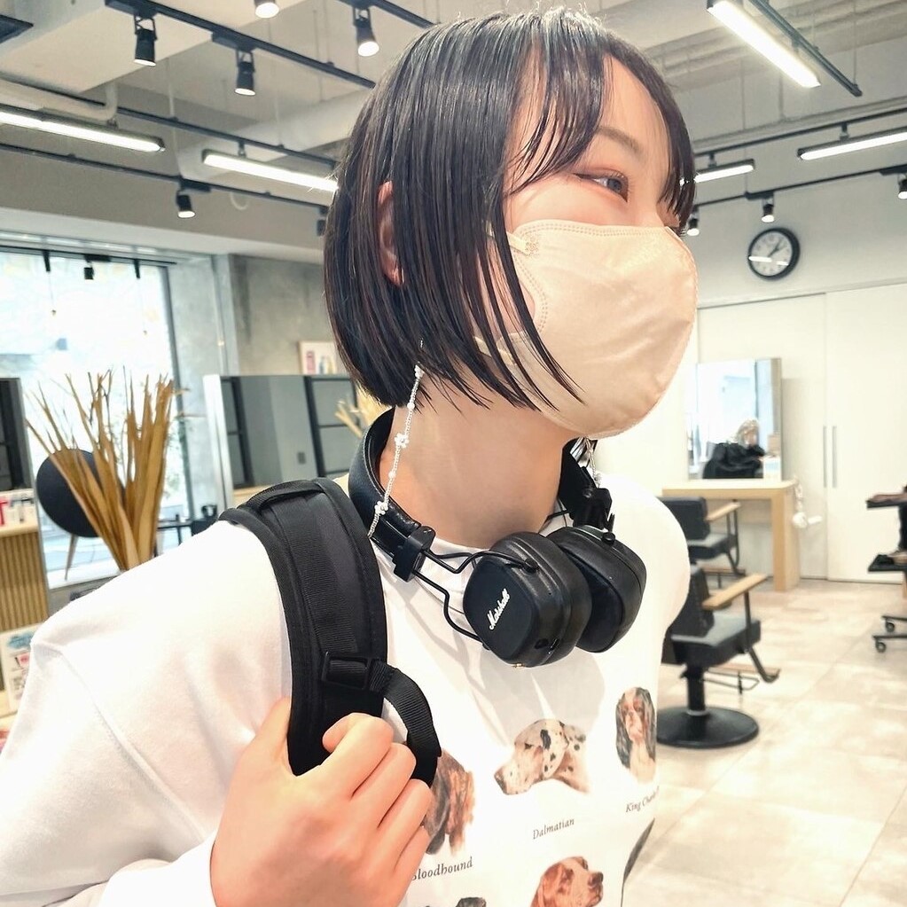 女性らしい品の良さと程よい抜け感♪お客様の骨格を生かしたショートボブ