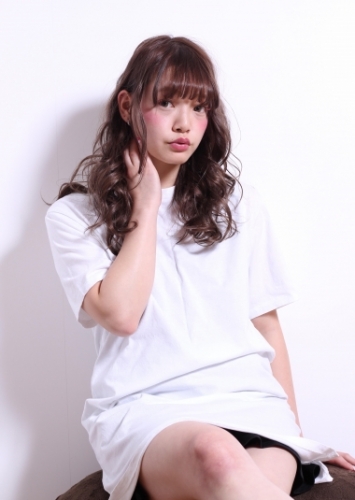 外国人風　ヌーディ―グレージュ