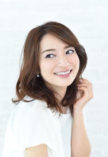 大人キレイな鎖骨小顔セミディ、伸ばしかけも◎