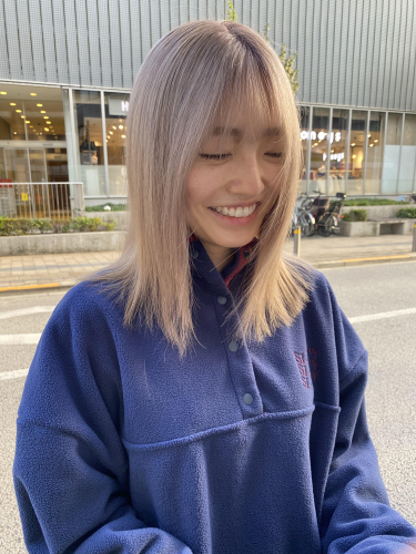 シルキーベージュ×レイヤーカット