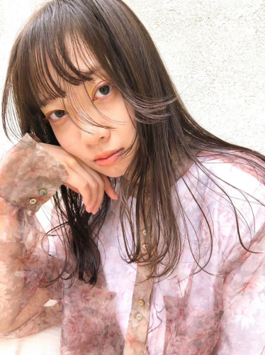 【manae】透明感たっぷり顔まわりレイヤー
