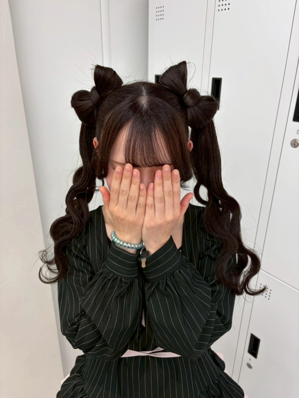 横浜で推し活ヘアメ/横浜くるみちゃん/横浜推し活ヘアセット/横浜推し活ヘアアレンジ/横浜リボン/横浜シュシュ/横浜推し活ヘアメ/横浜推し活ヘアセット/横浜推し活ヘアアレンジ/横浜立体リボン/横浜リボン・横浜ハートツイン・横浜量産型ヘアメ/横浜ライブ前/横浜イベント前/横浜猫耳ヘア/横浜クラゲヘア/kアリーナ参戦ヘア/横浜アリーナライブヘア/ぴあアリーナヘアセット/ハートツイン/