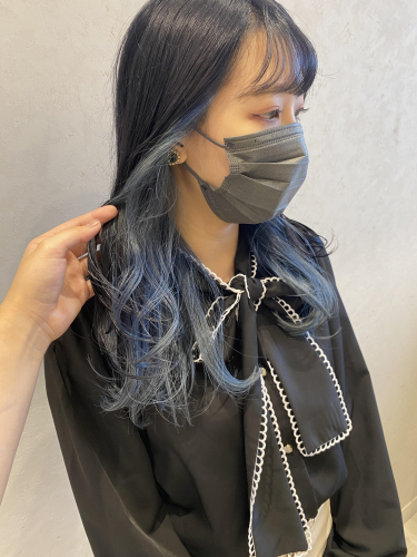 ブルーブラック×ペールブルー