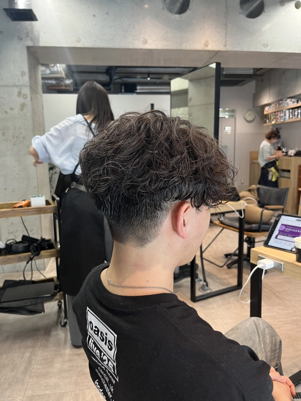 シャドウパーマ