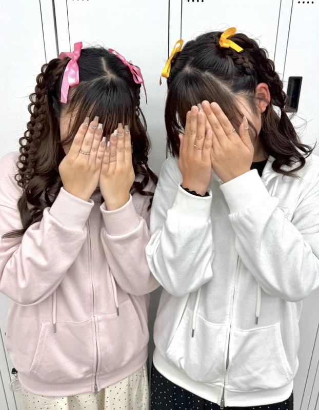 横浜駅近郊徒歩5分 横浜推し活ヘアメイク/横浜推し活ヘアセット/横浜ヘアセット/横浜結婚式ヘアアレンジ/横浜お呼ばれヘアアレンジ/横浜カチモリ/横浜立体リボン/横浜くるみちゃんヘア/横浜シニヨン/横浜ゆるふわアップ/横浜編みおろし/横浜ハーフアップ/横浜タイト系/金箔/    横浜推し活ヘアメイク/横浜推し活ヘア/横浜推し活美容室/横浜ライブヘアセット/横浜参戦ヘア/横浜ヘアセット/横浜イベントヘア/横浜量産型ヘア/横浜地雷系ヘア/横浜韓国ヘアセット/推し活ヘアメオタ活ヘア/参戦ヘアライブ/ヘアチェキ会ヘ