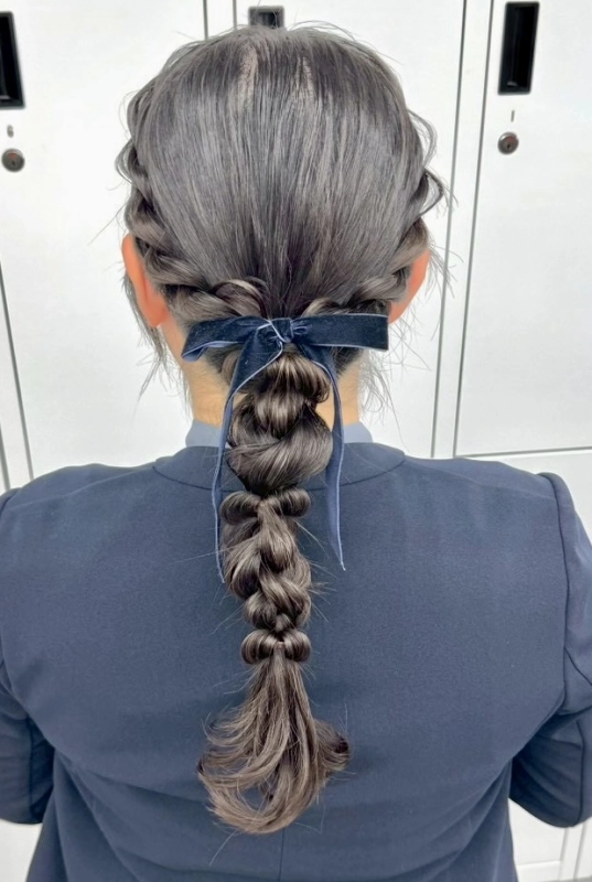 横浜で結婚式ヘアセット/横浜お呼ばれヘアセット/横浜ヘアセット/横浜結婚式ヘアアレンジ/横浜お呼ばれヘアアレンジ/横浜カチモリ/横浜立体リボン/横浜くるみちゃんヘア/横浜シニヨン/横浜ゆるふわアップ/横浜編みおろし/横浜ハーフアップ/横浜タイト系/金箔