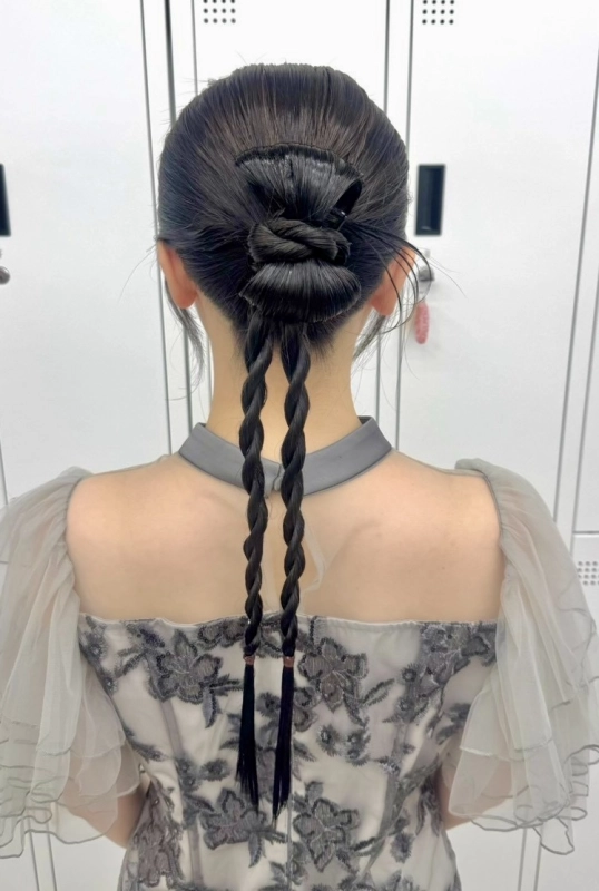 横浜駅近郊徒歩5分｜結婚式・お呼ばれヘアセットにおすすめの「カチモリヘア」