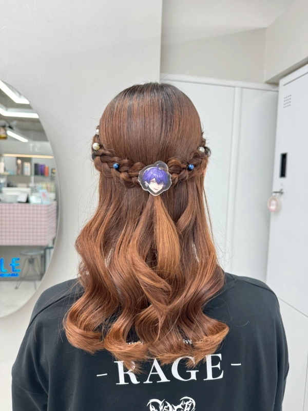 横浜で推し活ヘアメ/横浜くるみちゃん/横浜推し活ヘアセット/横浜推し活ヘアアレンジ/横浜リボン/横浜シュシュ/横浜推し活ヘアメ/横浜推し活ヘアセット/横浜推し活ヘアアレンジ/横浜立体リボン/横浜リボン・横浜ハートツイン・横浜量産型ヘアメ/横浜ライブ前/横浜イベント前/横浜猫耳ヘア/横浜クラゲヘア/kアリーナ参戦ヘア/横浜アリーナライブヘア/ぴあアリーナヘアセット/ハートツイン/