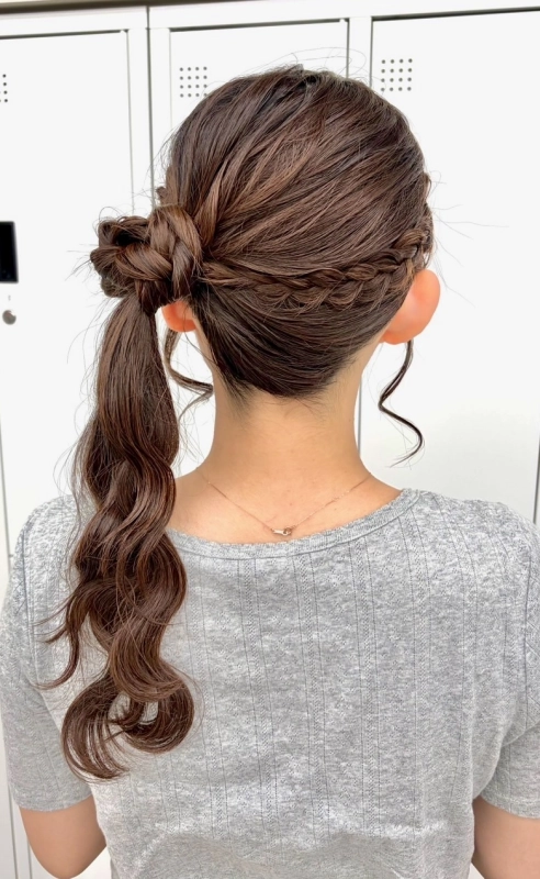 横浜駅近郊徒歩5分 横浜で結婚式ヘアセット/横浜お呼ばれヘアセット/横浜ヘアセット/横浜結婚式ヘアアレンジ/横浜お呼ばれヘアアレンジ/横浜カチモリ/横浜立体リボン/横浜くるみちゃんヘア/横浜シニヨン/横浜ゆるふわアップ/横浜編みおろし/横浜ハーフアップ/横浜タイト系/金箔/ビックリボン/ビックシュシュ