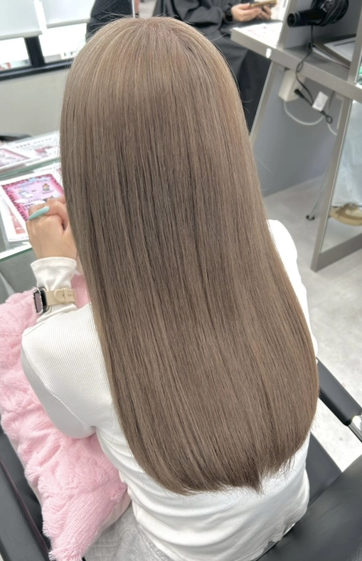 横浜駅近郊徒歩5分 横浜ハイトーンカラー 横浜ダブルカラー 横浜ブリーチ 横浜エクステンション 横浜でダブルカラー/横浜ハイトーン/横浜ブリーチ/横浜ダブルカラー /横浜ブリーチカラー /横浜ケアブリーチ /横浜ハイトーンカラー /横浜透明感カラー /横浜韓国カラー /横浜ミルクティーベージュ /横浜グレージュカラー /横浜ブロンドカラー /横浜インナーカラー横浜駅近郊徒歩5分 横浜でエクステンション/横浜ダブルカラー/横浜エクステ/横浜ハイトーン／横浜ハイライト/横浜シールエクステ/横浜ハイトーンエクス