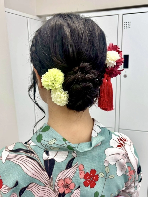 横浜駅 ヘアセット　横浜駅 浴衣着付け　横浜駅 浴衣ヘアセット　横浜 花火大会 ヘアセット　横浜 花火大会 浴衣着付け　横浜 推し活 ヘアセット　横浜 推し活 ヘアメイク　横浜 ヘアセット 美容室　横浜駅近 ヘアセット　横浜駅 徒歩5分 美容室 横浜花火大会 浴衣　みなとみらい 花火大会 ヘアセット　横浜ナイトフラワーズ ヘアセット　神奈川 花火大会 浴衣着付け　花火大会 ヘアアレンジ　花火大会 浴衣ヘア　浴衣ヘアアレンジ 人気　崩れない ヘアセット推し活 ヘアセット 横浜　推し活 ヘアメイク 横浜　横浜