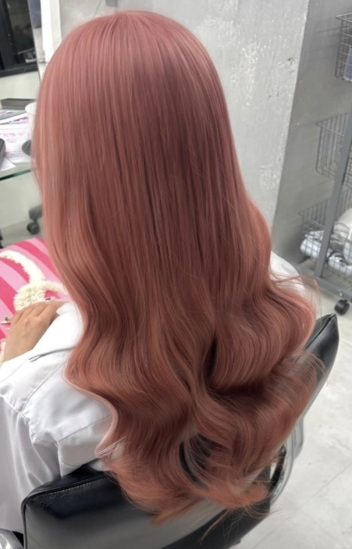 横浜駅近郊徒歩5分 横浜で結婚式ヘアセット/横浜お呼ばれヘアセット/横浜ヘアセット/横浜結婚式ヘアアレンジ/横浜お呼ばれヘアアレンジ/横浜カチモリ/横浜立体リボン/横浜くるみちゃんヘア/横浜シニヨン/横浜ゆるふわアップ/横浜編みおろし/横浜ハーフアップ/横浜タイト系/金箔/ビックリボン/ビックシュシュ