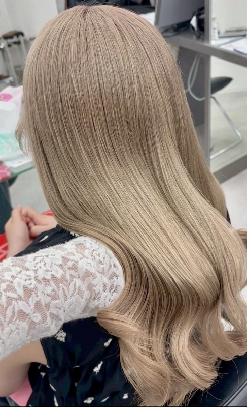 横浜駅近郊徒歩5分 横浜ハイトーンカラー 横浜ダブルカラー 横浜ブリーチ 横浜エクステンション 横浜でダブルカラー/横浜ハイトーン/横浜ブリーチ/横浜ダブルカラー /横浜ブリーチカラー /横浜ケアブリーチ /横浜ハイトーンカラー /横浜透明感カラー /横浜韓国カラー /横浜ミルクティーベージュ /横浜グレージュカラー /横浜ブロンドカラー /横浜インナーカラー横浜駅近郊徒歩5分 横浜でエクステンション/横浜ダブルカラー/横浜エクステ/横浜ハイトーン／横浜ハイライト/横浜シールエクステ/横浜ハイトーンエクス