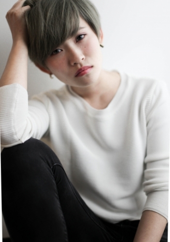 クール女子　マッシュショート