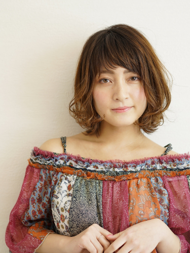 トライしやすい大人可愛いふわふわボブ。