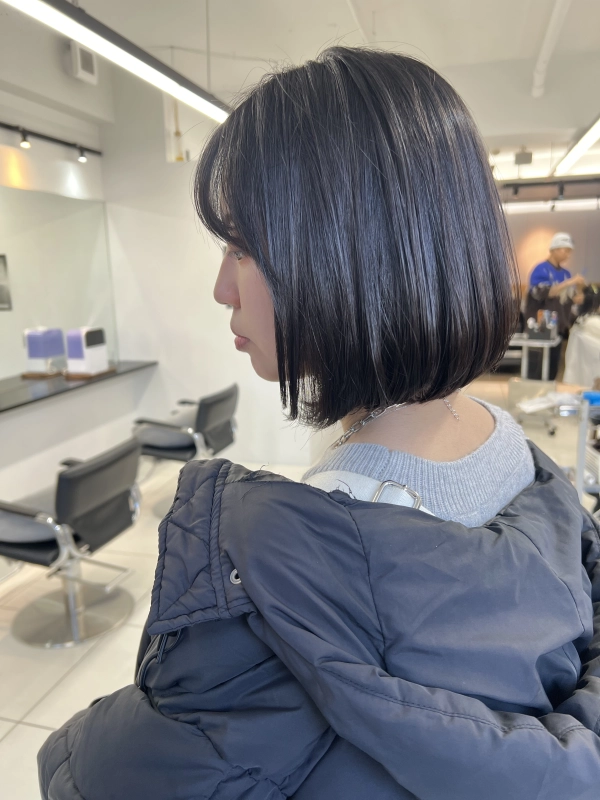 ショートボブ