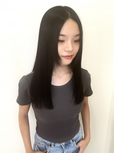 顔まわりレイヤーカット