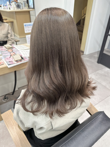 グレージュ