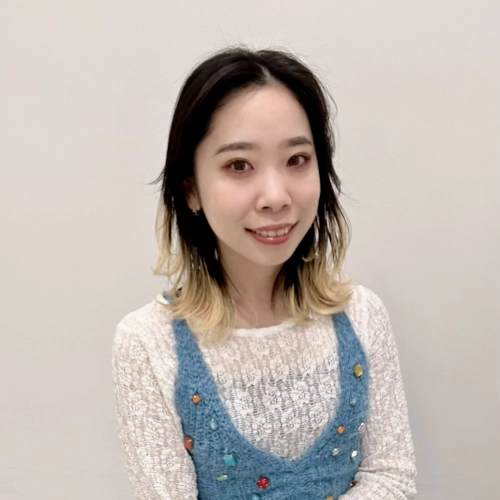 鳥越 彩乃