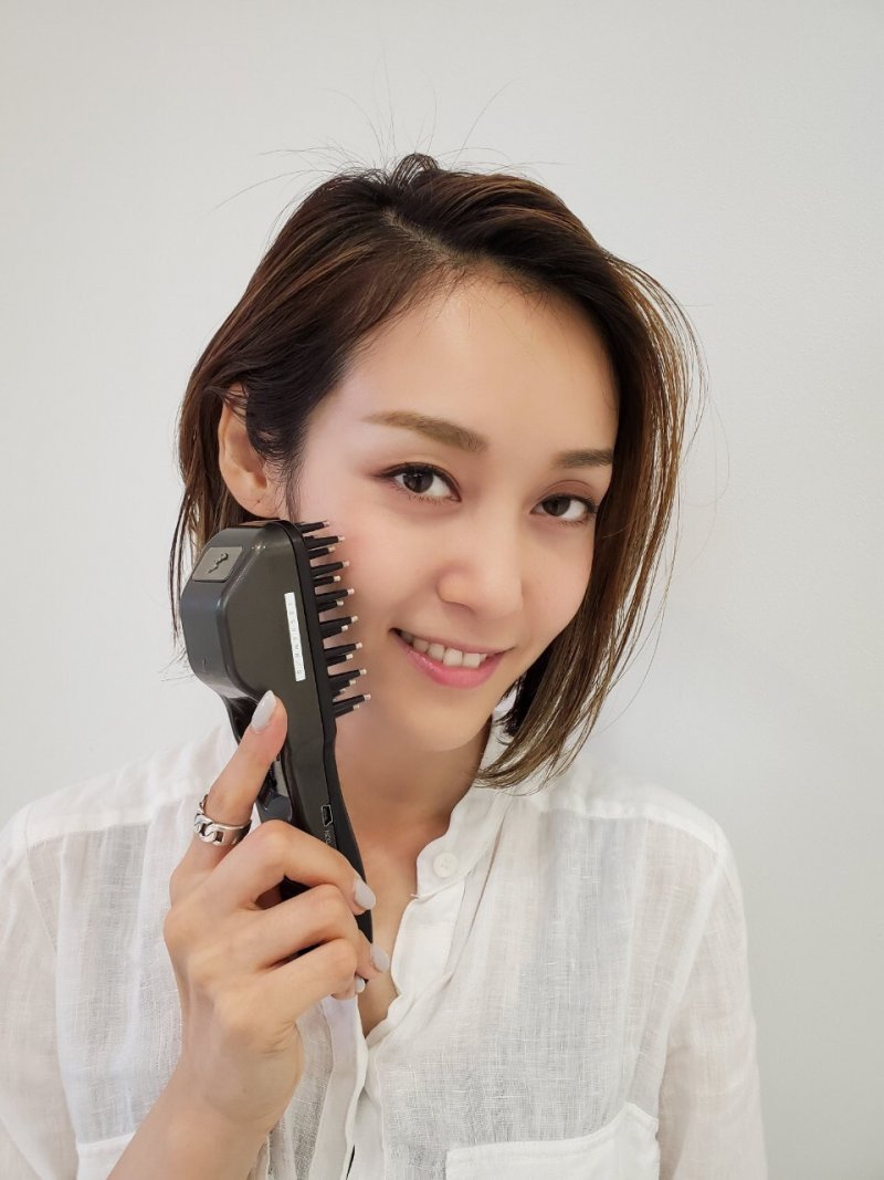 田川　綾子