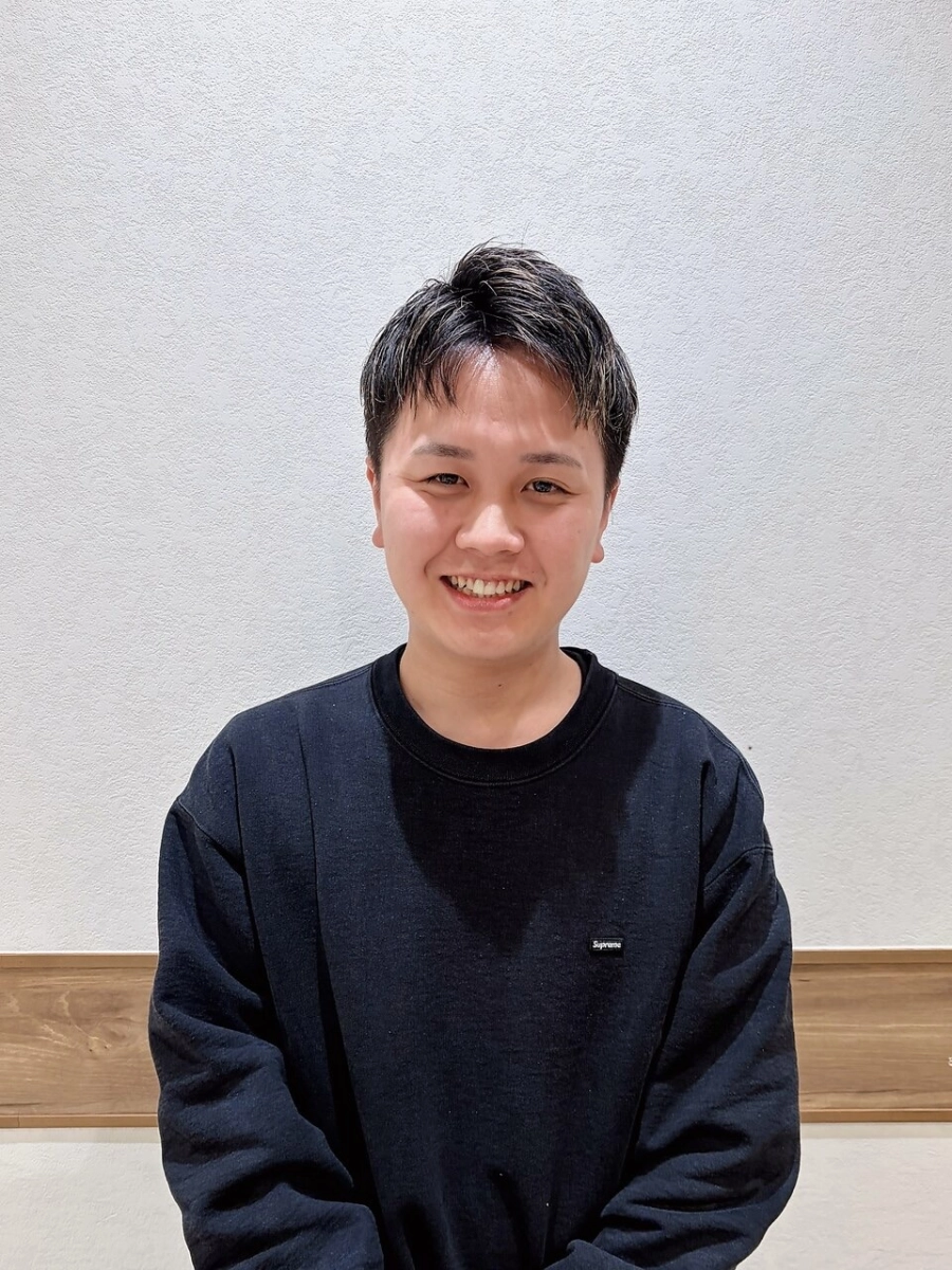 磯野　歩夢