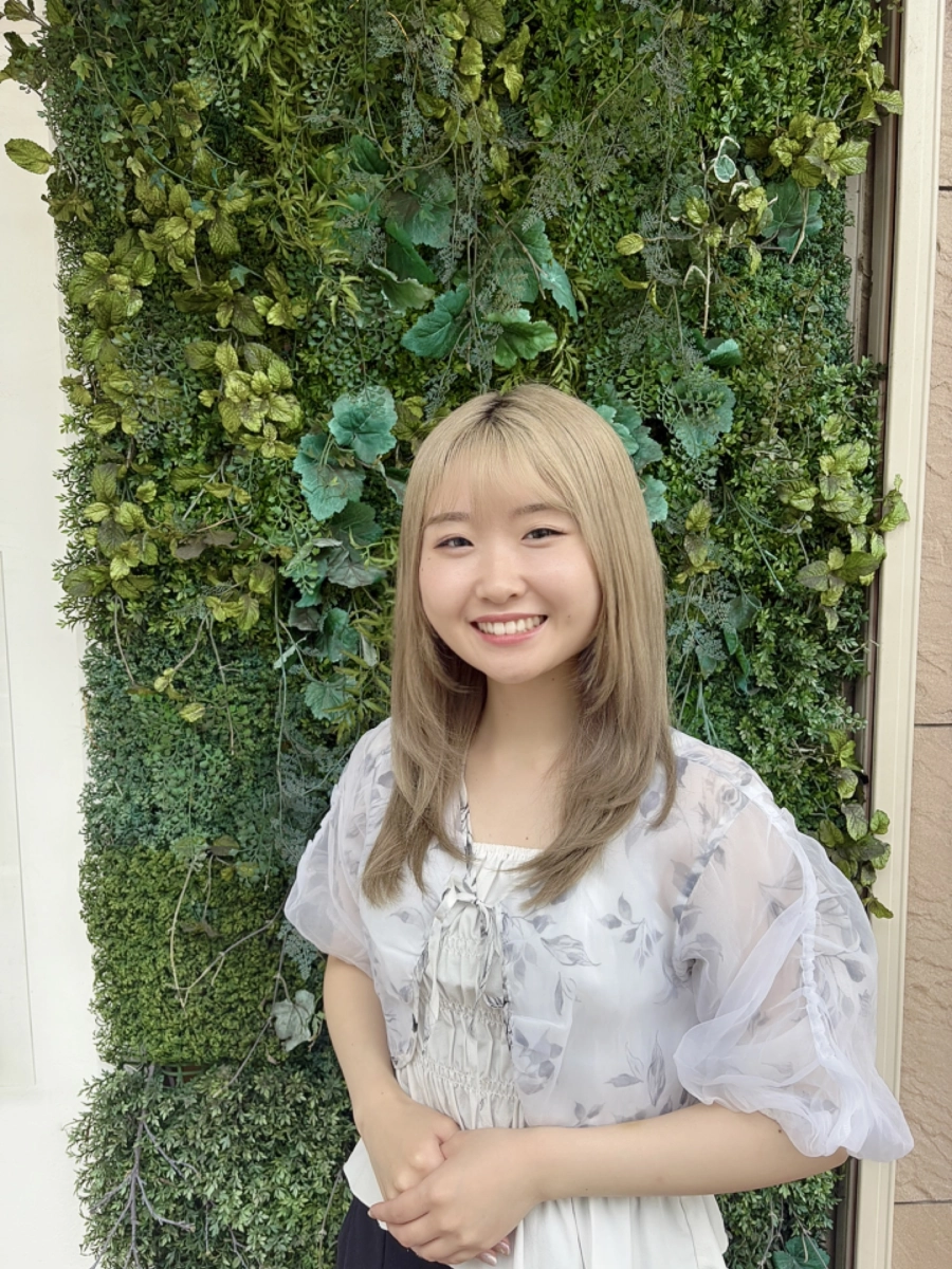 中野　梨菜
