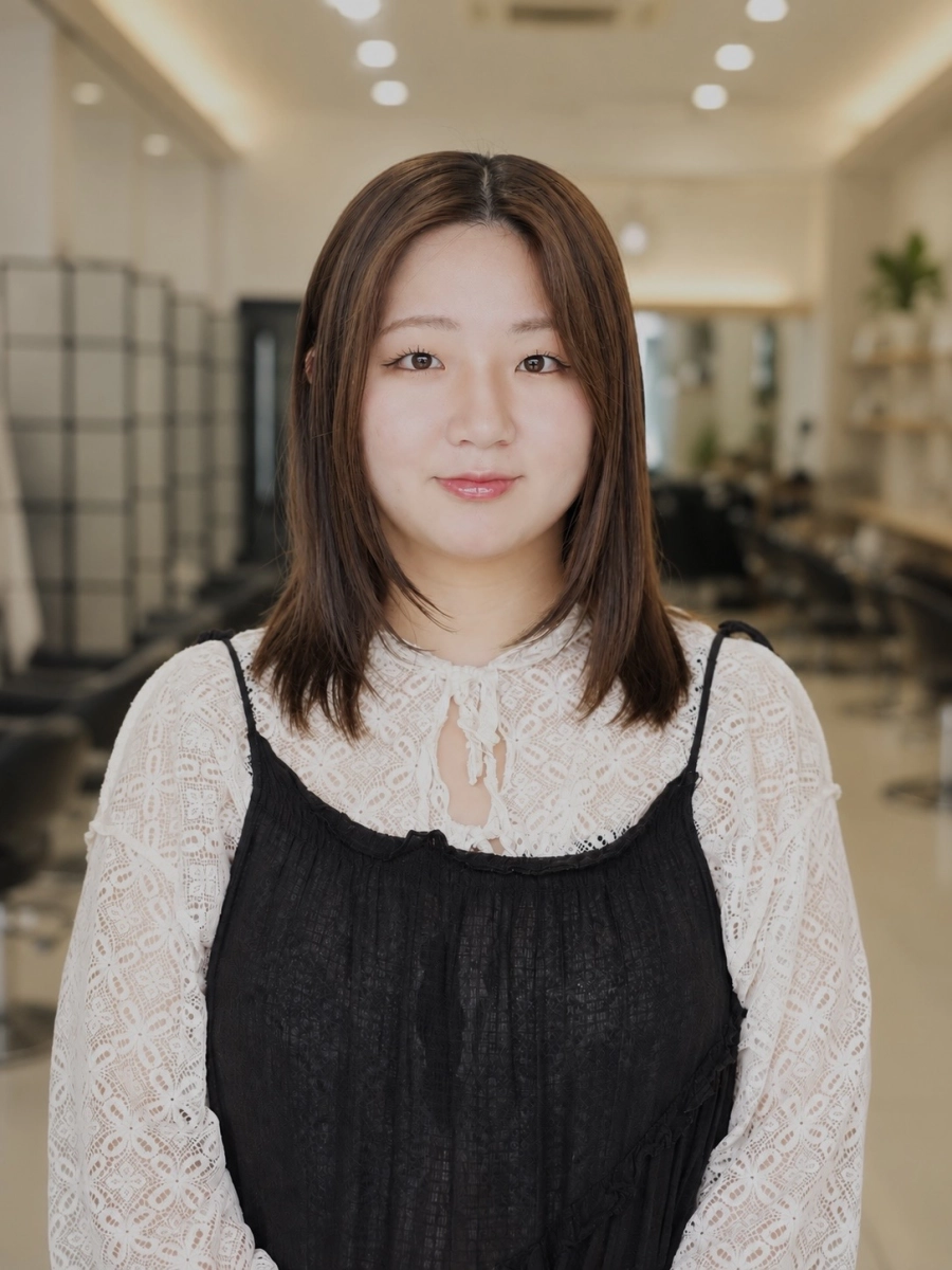 東恩納　雛乃