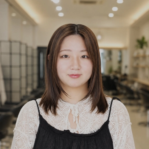東恩納 雛乃