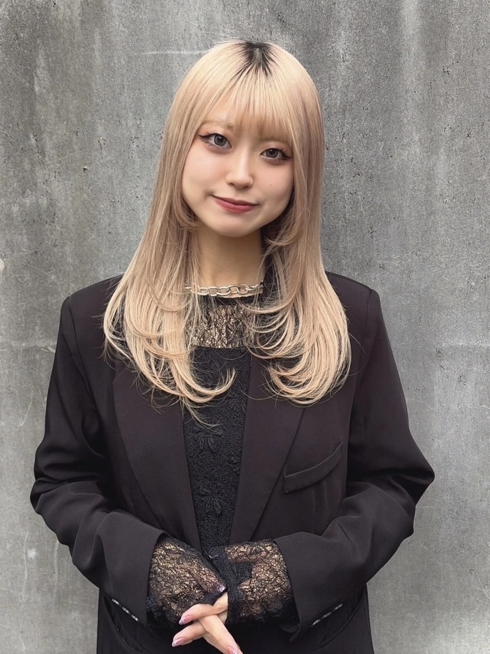 菅原 ゆらら