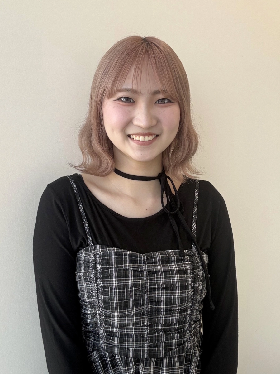八百城 茉里