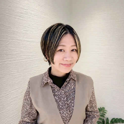 三村 愛