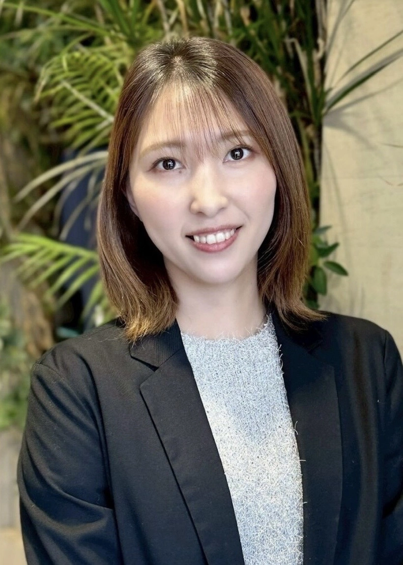 篠崎 綾子