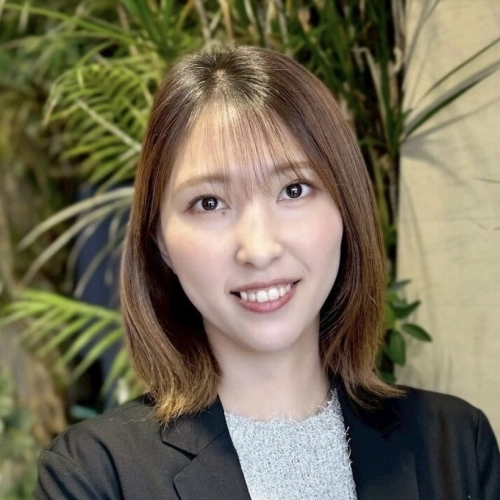 篠崎 綾子
