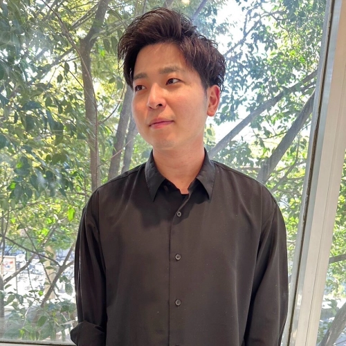翁長 志凪