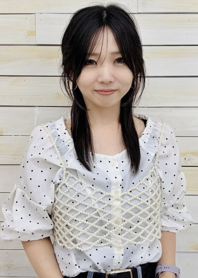 橋間　明日香