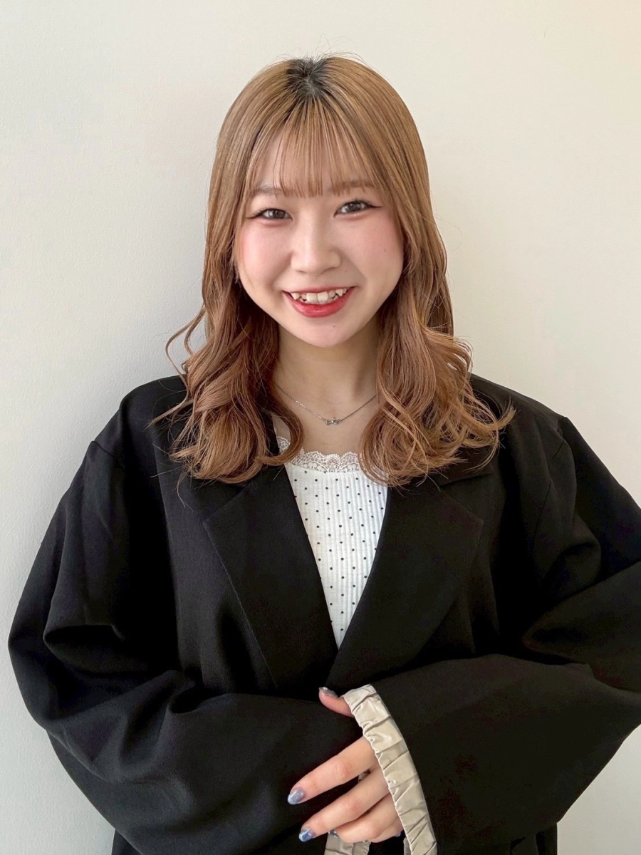阿部 唯奈