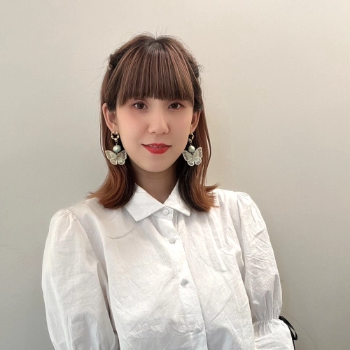 相原 美紅