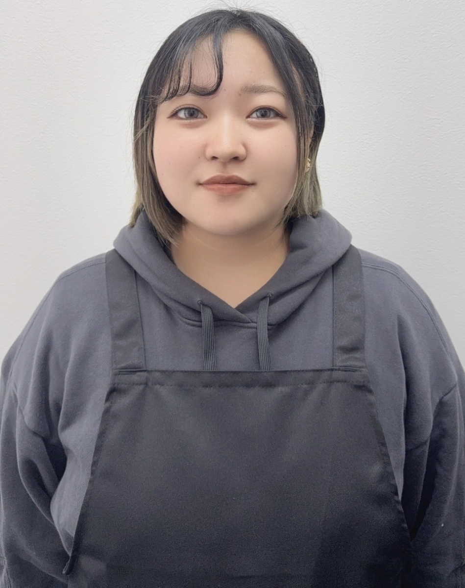 根倉 茉佑