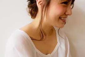 女子のアレンジはやはり後れ毛が重要〜♡
